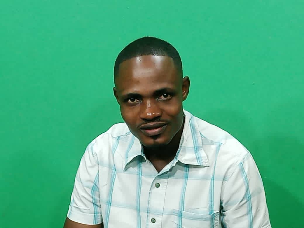 Isaac Ngunza, analyste sportif
